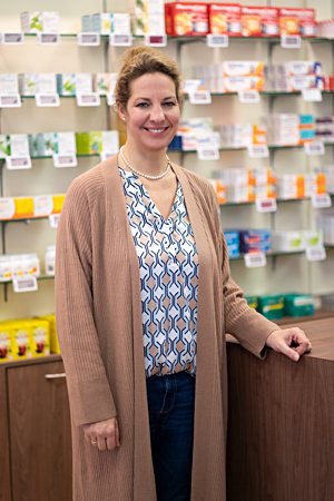 Filialleitung, Apothekerin, Fachapothekerin für Allgemeinpharmazie Naturheilverfahren und Homöopathie, Geriatrie, AMTS-Managerin Dana Schreiner